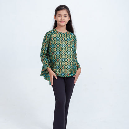 Clearance Girl