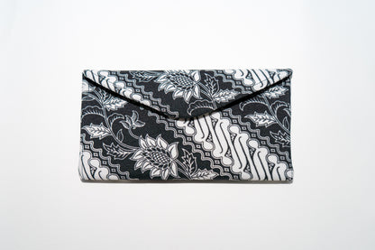 Pouches Batik & Songket