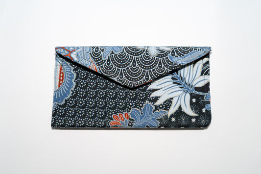 Pouches Batik & Songket
